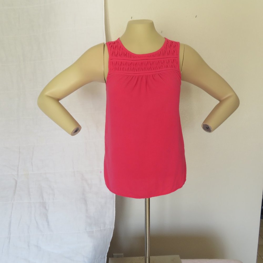 ELLE  PINK SLEEVELESS TOP